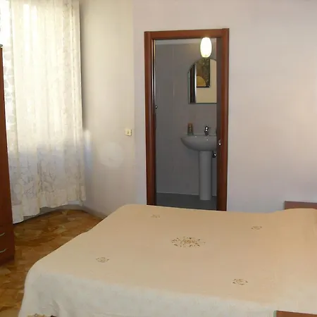 Guest house Mary's House *