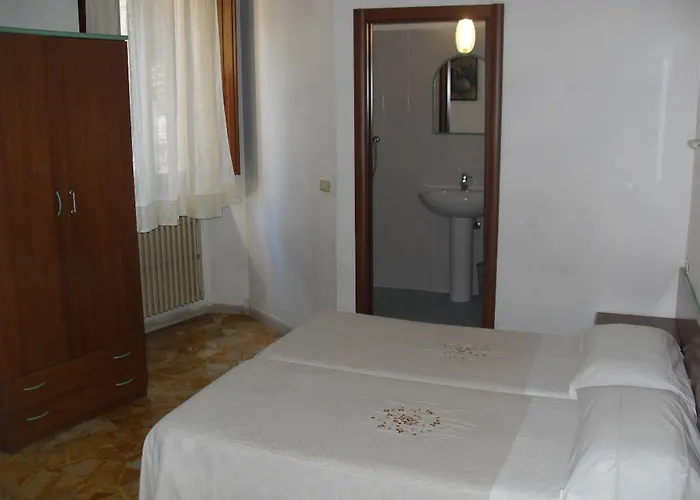Mary's House Гостевой дом Флоренция